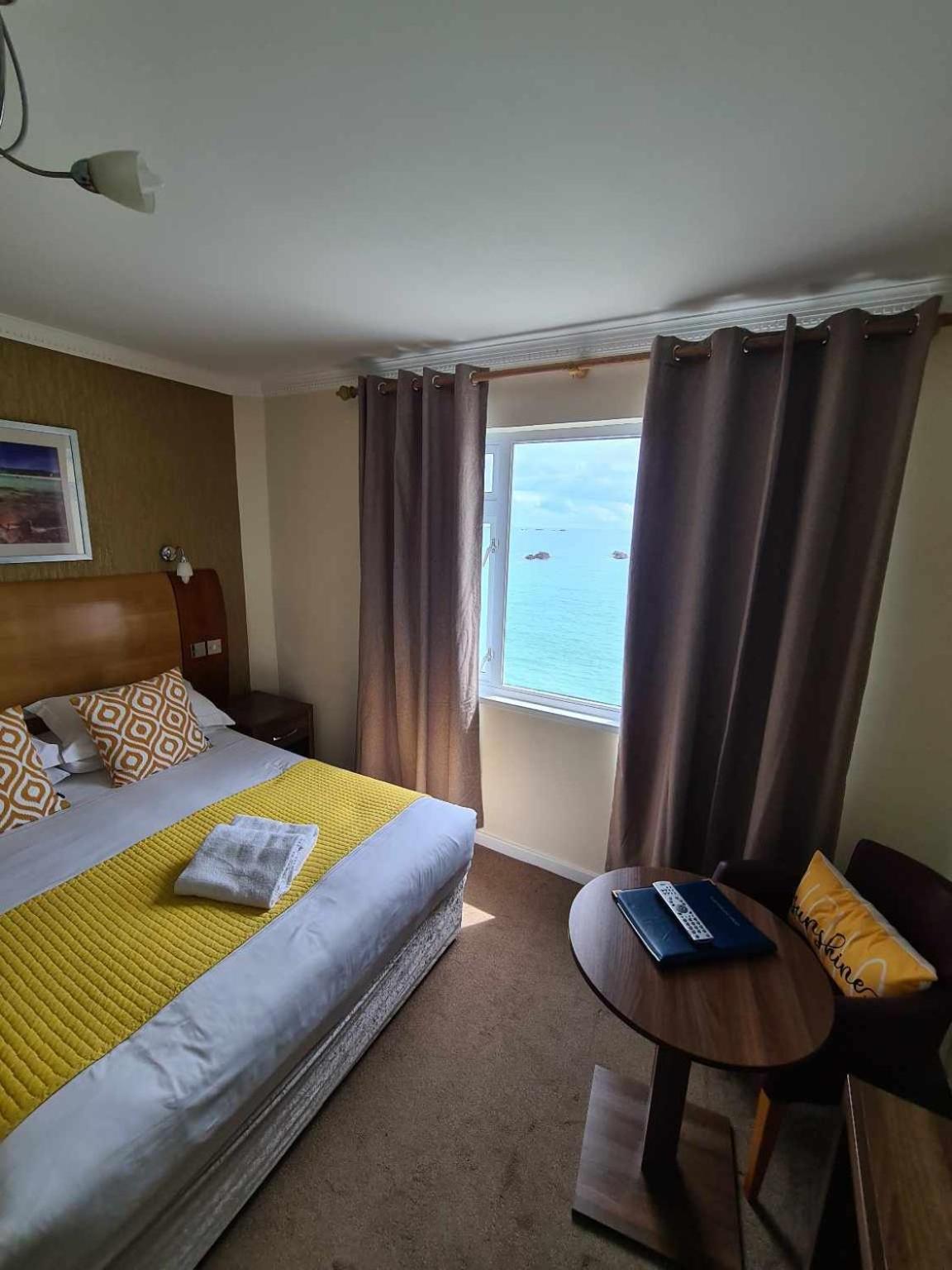 Saint Helier Jersey Marina Metro Hotel חדר תמונה