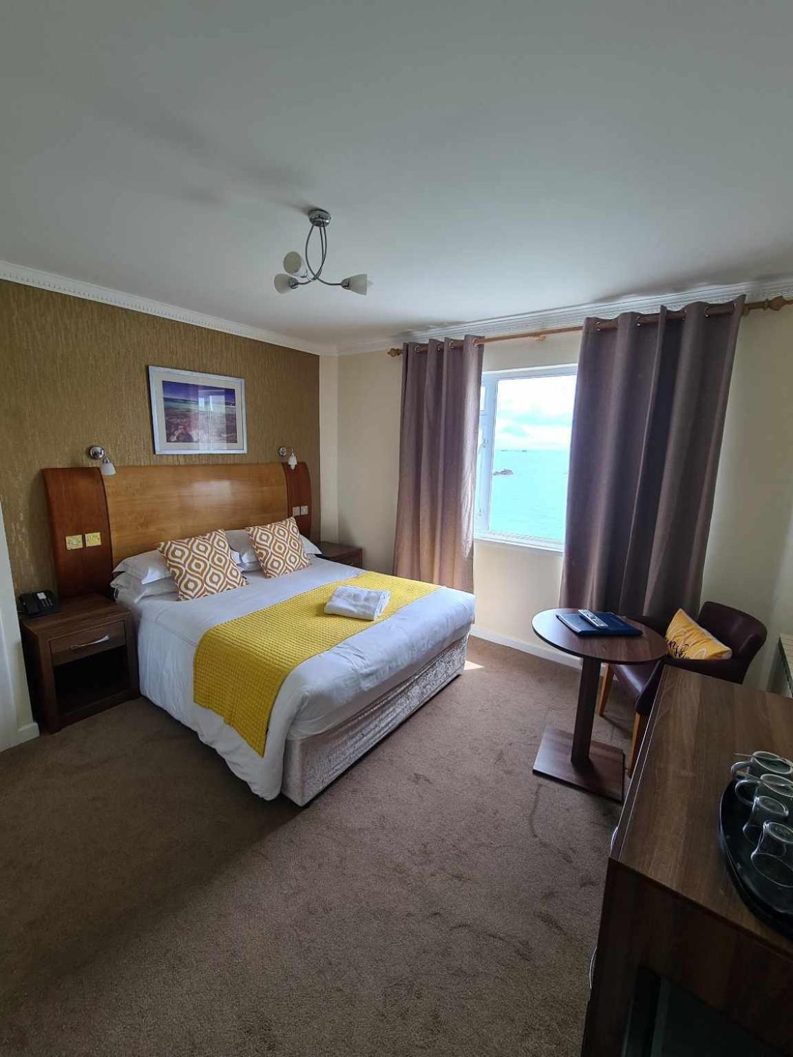 Saint Helier Jersey Marina Metro Hotel חדר תמונה